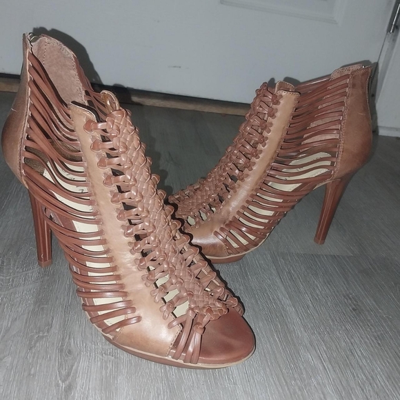 Giani bini high heeled platform tan sandals size 9 - Picture 4 of 4